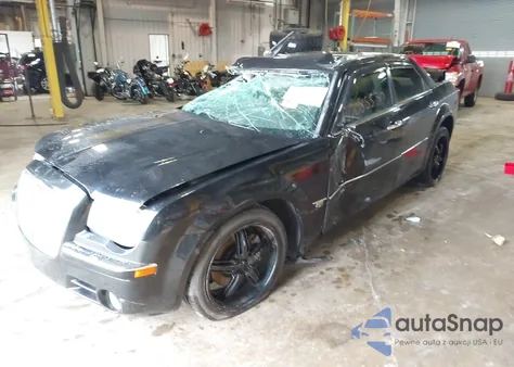 2005 Chrysler 300C from USA, damaged, VIN 2C3AA63H75H674417